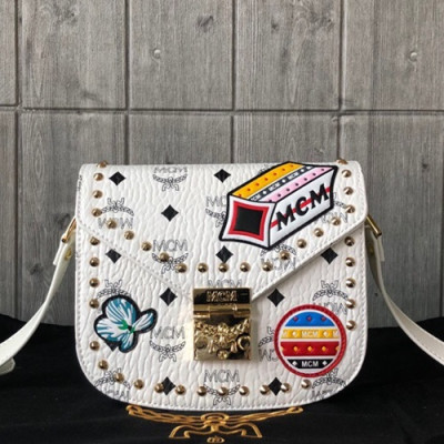 MCM 2019 Visetos Shoulder Bag,20cm - 엠씨엠 2019 비세토스 여성용 숄더백 MCMB0144, 20cm,화이트