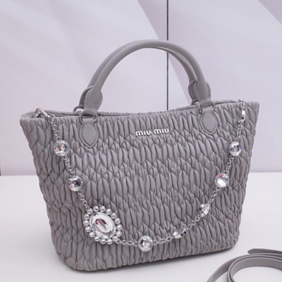 MiuMiu 2019 Matelasse Crystal Tote Shoulder Bag,28cm - 미우미우 2019 마틀라세 크리스탈 토트 숄더백,5BE896, MIUB0039 , 28cm,그레이