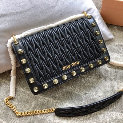 MiuMiu 2019  Matelasse  Chain Shoulder Cross Bag,24cm - 미우미우 2019 마틀라세 체인 숄더 크로스백,5BD109 , MIUB0301, 24cm,블랙