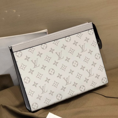 Louis Vuitton Pochette Voyage Monogram Clutch Bag,26/33cm - 루이비통 포쉐트 보야지 모노그램 남여공용 클러치백 M61692,LOUB1369,26cm/33cm,화이트