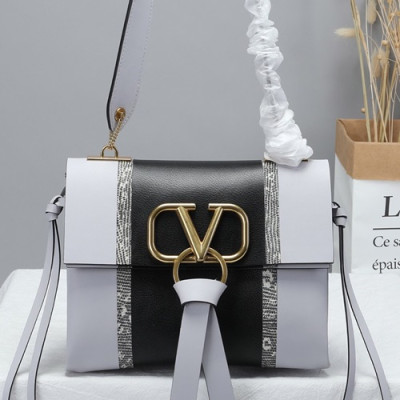 Valentino 2019 V-ring Leather Shoudler Bag,24CM - 발렌티노 2019 브이링 여성용 레더 숄더백 ,VTB0590,24CM,블랙+화이트