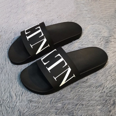 Valentino 2019 Mm/Wm Logo Casual Slipper - 발렌티노 남자 로고 캐쥬얼 슬리퍼 Val014x.Size(225 - 275).블랙