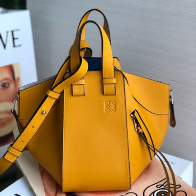 Loewe 2019 Hammock Small Tote Shoulder Bag, 29CM - 로에베 2019 해먹 스몰 토트 숄더백 ,3047-LOEB0288, 29CM, 옐로우