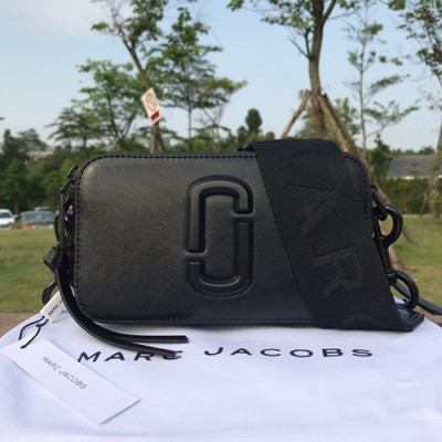 Mark Jacobs 2019 Leather Women Camera Shoulder Bag,19cm - 마크제이콥스 2019 레더 여성용 카메라 숄더백,MJB0104,19cm,블랙