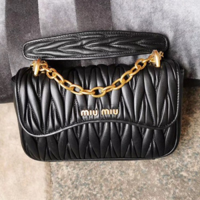 MiuMiu 2019 Matelasse Chain Shoulder Bag,21cm - 미우미우 2019 마틀라세 체인 숄더백,5BD140, MIUB0374, 21cm,블랙