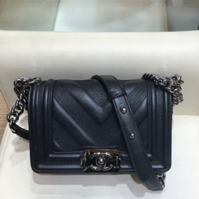 Chanel 2019 Leboy Leather Chain Shoulder Bag ,20cm - 샤넬 2019 르보이 레더 체인 숄더백 67085 - CHAB1044,20CM,블랙