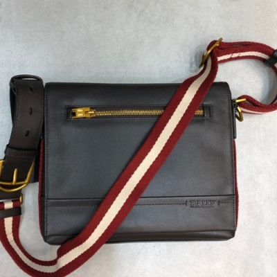 Bally 2019 Leather Shoulder Bag,28cm  - 발리 2019 레더 남성용 숄더백 BALB0048,28cm,브라운