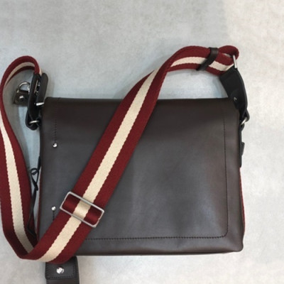 Bally 2019 Leather Shoulder Bag,30cm  - 발리 2019 레더 남성용 숄더백 BALB0058,30cm,브라운