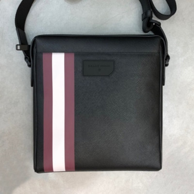 Bally 2019 Leather Shoulder Bag,30cm  - 발리 2019 레더 남성용 숄더백 BALB0098,30cm,블랙