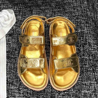 Chanel 2019 Ladies Leather Sandal - 샤넬 2019 여성용 레더 샌들 CHAS0047.Size(225 - 245).옐로우골드