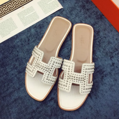 Hermes 2019 Ladies Classic Oasis Leather Slipper - 에르메스 2019 여성용 클래식 오아시스 레더 슬리퍼 HERS0013,Size(220 - 260).화이트