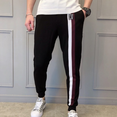 LouisVuitton 2019 Mens Casual Logo Training Pants  -루이비통 남성 캐쥬얼 로고 트레이닝 팬츠  LOUTP0055.Size(M-2XL).블랙