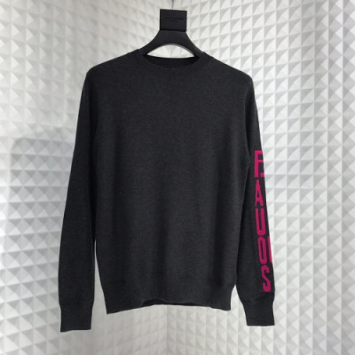 Fendi 2019 Mm/Wm Logo Crew -neck Wool Sweater - 펜디 2019 남자 로고 크루넥 울 스웨터 Fen0306x.Size(xs - m).블랙