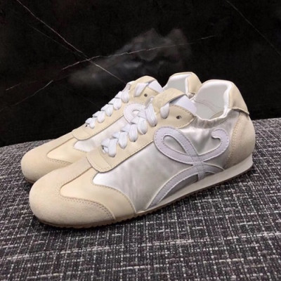 Loewe 2019 Ladies Leather Sneakers - 로에베 2019 여성용 레더 스니커즈,LOES0014,Size(225 - 250).화이트