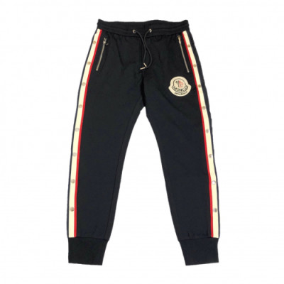 Moncler 2019 Mens Casual Logo Training Pants  -몽클레어 2019 남성 캐쥬얼 로고 트레이닝 팬츠 Moc0770x.Size(s - 2xl).블랙