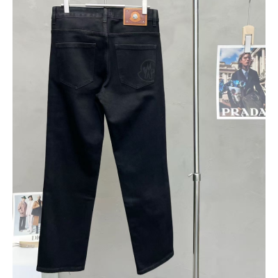Moncler 2025 Mens Casual Logo Denim Pants  -몽클레어 2025 남성 캐쥬얼 로고 데님 팬츠 Moc0854x.Size(29 - 38).블랙
