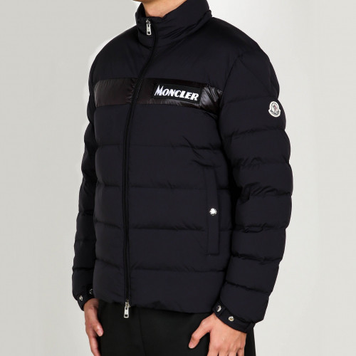 Moncler 2019 Mens Patch Logo Modern Down Padding - 몽클레어 2019 남성 패치 로고 모던 다운패딩 Moc0862x.Size(l - 3xl).블랙