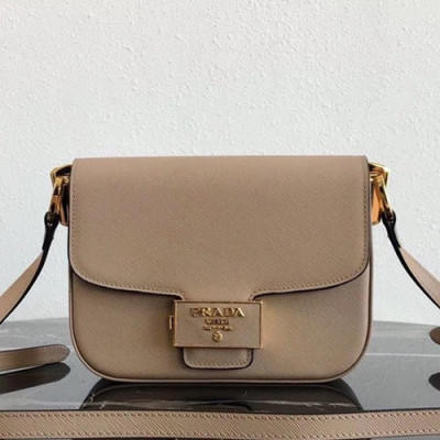 Prada 2019  Saffiano Shoulder Bag,20.5cm - 프라다 2019 여성용 엠블럼 사피아노 숄더백 ,1BD217-3,20.5cm,베이지