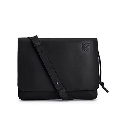 Loewe 2019 Leather Mens Messenger Shoulder Bag,28CM - 로에베 2019 남성용 레더 메신저 숄더백,LOEB0373, 28CM, 블랙