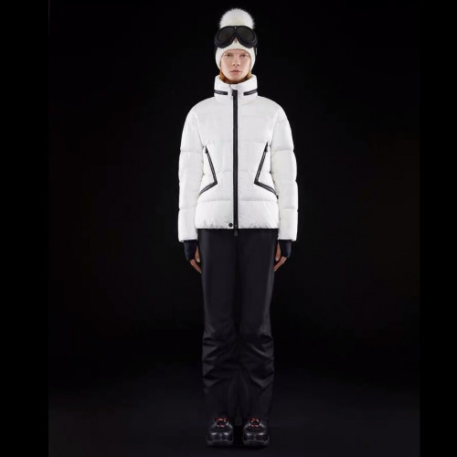 Moncler 2019 Womens Patch Logo Modern Goose Down Padding - 몽클레어 2019 여성 패치 로고 모던 구스다운 패딩 Moc01057x.Size(s - l).2컬러(블랙/화이트)