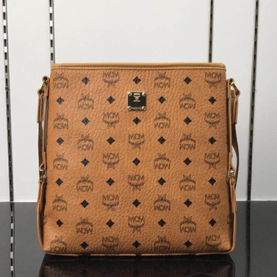 MCM 2019  Visetos Shoulder Bag,27cm - 엠씨엠 2019 남성용 비세토스 숄더백 MCMB0399, 27cm,브라운