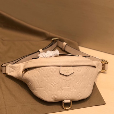 Louis Vuitton 2019 Leather Bumbag Hip Sack,37cm - 루이비통 2019 남여공용 레더 범백 힙색, M44812,LOUB1751,37cm,화이트