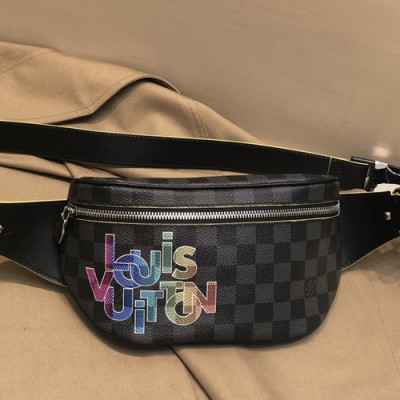 Louis Vuitton 2019 Bumbag Hip Sack,37cm - 루이비통 2019 남여공용 범백 힙색, M44336,LOUB1816,37cm,블랙