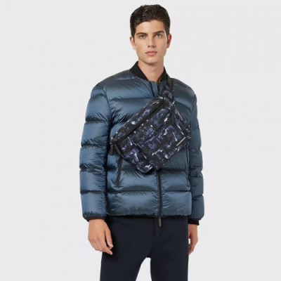 [매장판]Armani 2019 Mens Logo Goose Down Padding - 알마니 2019 남성 로고 구스다운 패딩 Arm0414x.Size(s - xl).블루