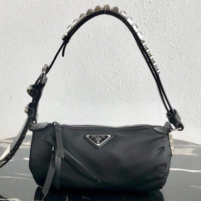 Prada 2019 Nylon Shoulder Bag,23.5CM - 프라다 2019 나일론 숄더백,1BC100-2,23.5cm,블랙