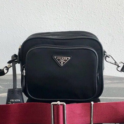 Prada 2019 Camera Nylon Shoulder Bag,14.5cm - 프라다 2019 카메라 남여공용 나일론 숄더백 ,PRAB0109,14.5cm,블랙