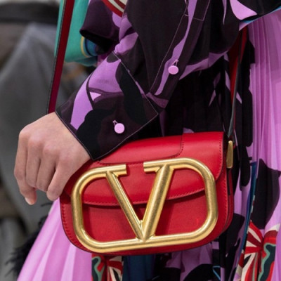 Valentino 2019 Leather Garavani Shoudler Cross Bag,18CM - 발렌티노 2019 가라바니 숄더 크로스백,0032-VTB0920,18CM,레드