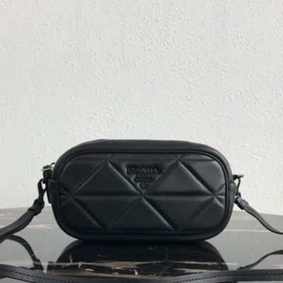 Prada 2020 Spectrum Leather Shoulder Bag  ,19CM - 프라다 2020 스펙트럼 레더  숄더백 ,1DH046-5,19CM,블랙