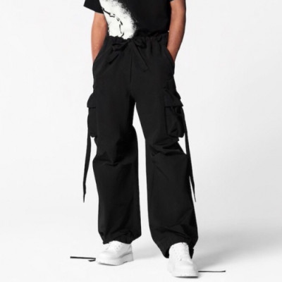 [루이비통]Louis vuitton 2020 Mens Casual Pants - 루이비통 2020 남성 캐쥬얼 팬츠 Lou01753x.Size(34 - 40).블랙