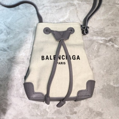 Balenciaga 2020 Canvas & Leather Bucket Shoulder Cross Bag,19CM - 발렌시아가 2020 캔버스&레더 버킷 숄더 크로스백,BGB0557,19CM,베이지