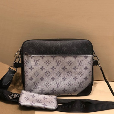 Louis Vuitton 2020 Messenger Shoulder Bag,25cm - 루이비통 2020 남성용 메신저 숄더백 M45320,LOUB1999,25cm,블랙실버