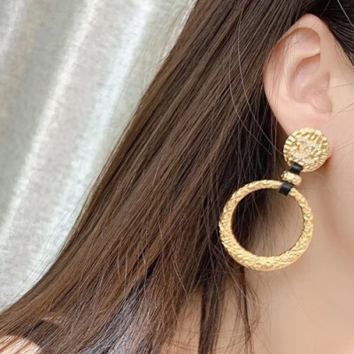 Chanel 2020 Ladies Earring  - 샤넬 2020 여성용 이어링 ACC0003.(옐로우골드)