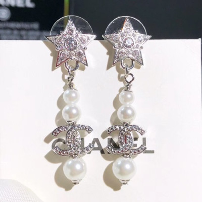 Chanel 2020 Ladies Earring  - 샤넬 2020 여성용 이어링 ACC0045.(실버)