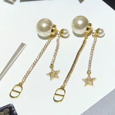 Dior 2020 Ladies Earring  - 디올 2020 여성용 이어링 ACC0091.(옐로우골드)