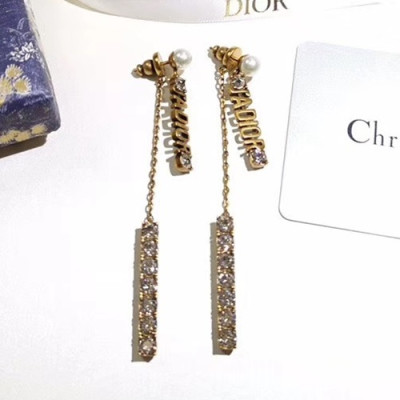 Dior 2020 Ladies Earring  - 디올 2020 여성용 이어링 ACC0122.(옐로우골드)