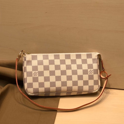 Louis Vuitton 2020 Pochette Accessoires Monogram Shoulder Bag ,22.5cm - 루이비통 2020 포쉐트 악세수아 모노그램 숄더백,M58009, LOUB2151, 22.5cm,화이트