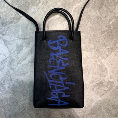 Balenciaga 2020 Leather Super Mini Tote Shoulder Bag / Phone Bag,18CM - 발렌시아가 2020 여성용 레더 슈퍼 미니 토트 숄더백 / 폰 백,BGB0583,18CM,블랙