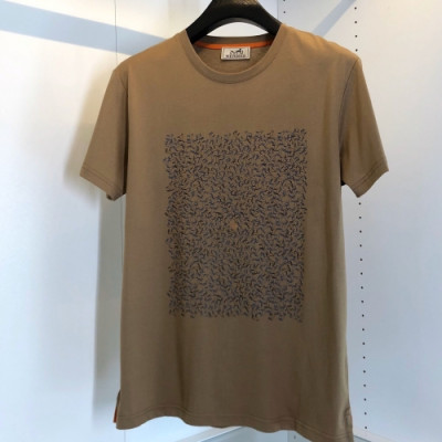 [에르메스]Hermes 2020 Mens Crew-neck Silket Short Sleeved Tshirts - 에르메스 2020 남성 크루넥 실켓 반팔티 Her0492x.Size(m - 2xl).카멜