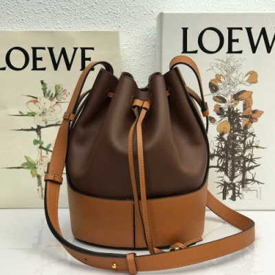 Loewe 2020 Balloon Small Bucket Shoulder Bag - 로에베 2020 벌룬 스몰 버킷 숄더백 ,LOEB0402,브라운