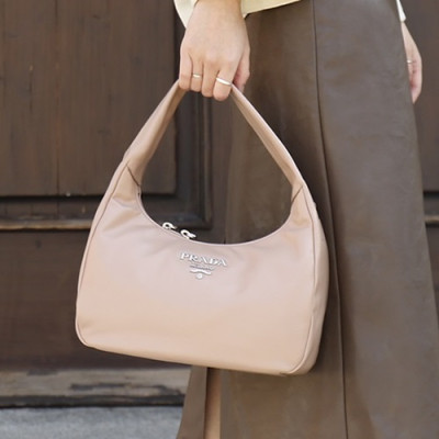 Prada 2020 Leather Hobo Tote Shoulder Bag,26CM - 프라다 2020 레더 호보 토트 숄더백,1BC132-4, 26cm,베이지