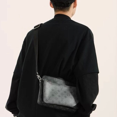 Louis Vuitton 2020 Messenger Shoulder Bag,25cm - 루이비통 2020 남성용 메신저 숄더백 M45320,LOUB2220,25cm,블랙그레이