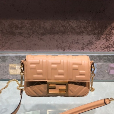 Fendi 2020 Baguette Mini Shoulder Bag ,18CM - 펜디 2020 바게트 미니 숄더백,FENB0569,18CM,핑크