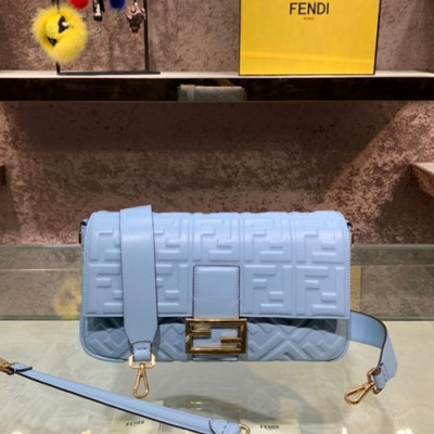 Fendi 2020 Baguette Tote Shoulder Bag, 32cm - 펜디 2020 바게트 토트 숄더백,FENB0571,32cm,스카이블루