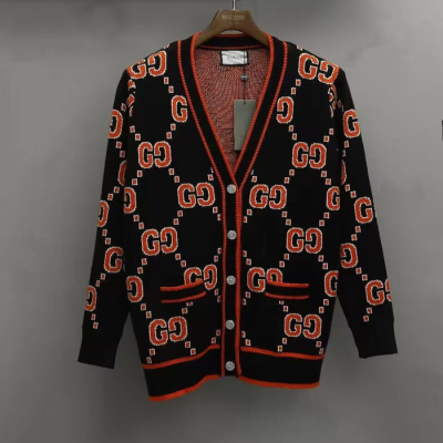 [구찌]Gucci 2024 Mens Trendy V-neck Cardigan - 구찌 2024 남성 트렌디 브이넥 가디건 Guc03115x.Size(s - xl).블랙