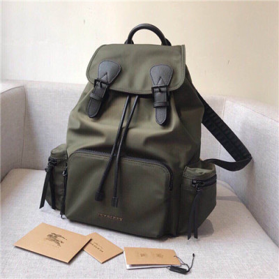 [버버리] Burberry 2020 Men's Nylon Backpack,42cm - 버버리 2020 남성용 네일론 백팩,42cm,BURB0510,올리브