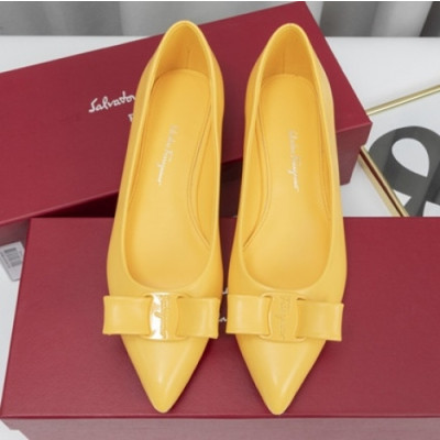 Salvatore Ferragamo 2021 Women's Leather Flat - 페라가모 2021 여성용 레더 플렛,Size(225-250),FGMS0517,옐로우